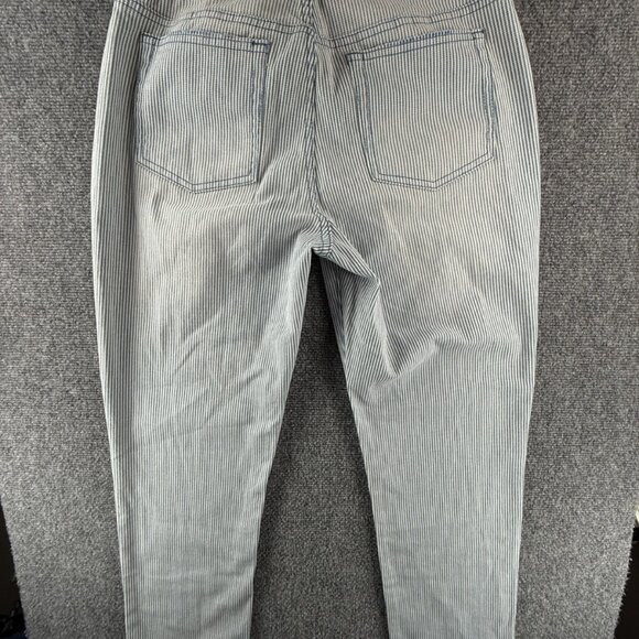 Carve Designs Jeans Women Size 6 Striped Blue White Stretch Adult ACTL 28 - Picture 11 of 16